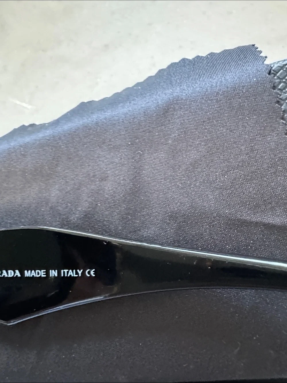 Classy Black Rectangular Cat-Eye Sunglasses